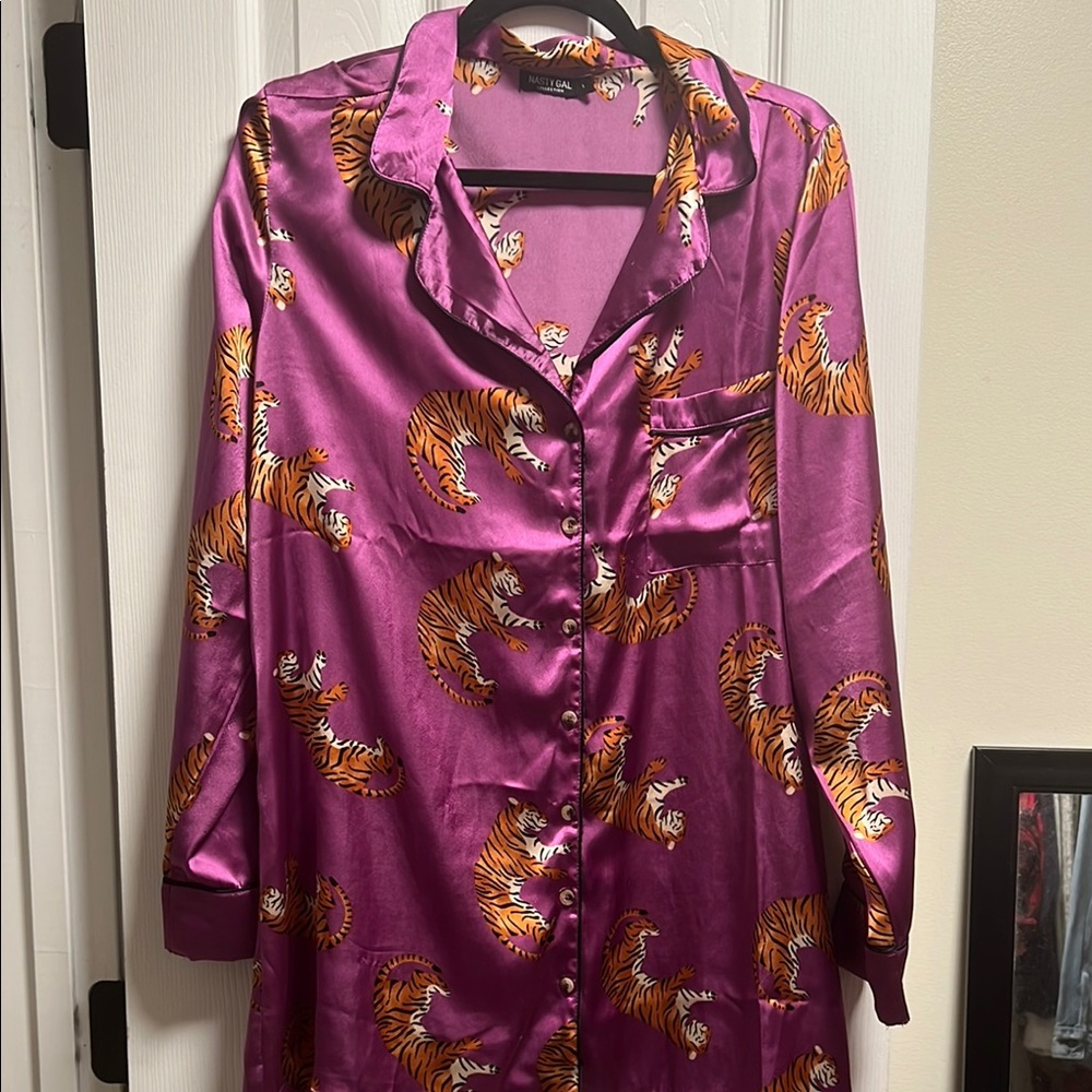Tiger Pattern Night Shirt